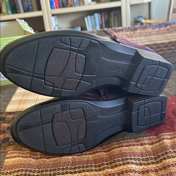 Naot Women’s Bordeaux Leather Boots - Picture 8 of 9